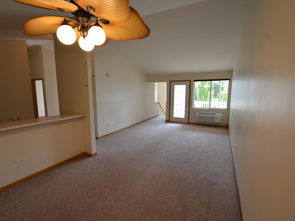 3rd image of 1121 Silverstone Dr #0