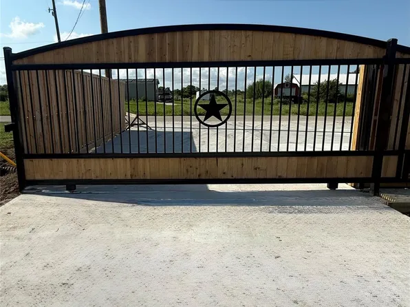 17310 Cowan Rd, Alvin, TX 77511