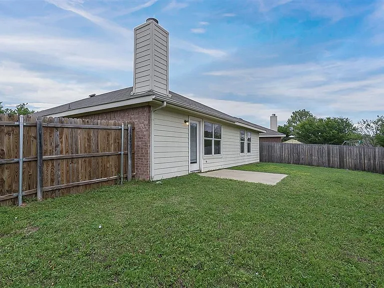 8448 Prairie Fire Dr — Photo 23