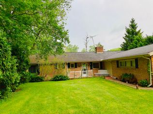 70542 Sunrise Dr, Edwardsburg, MI 49112