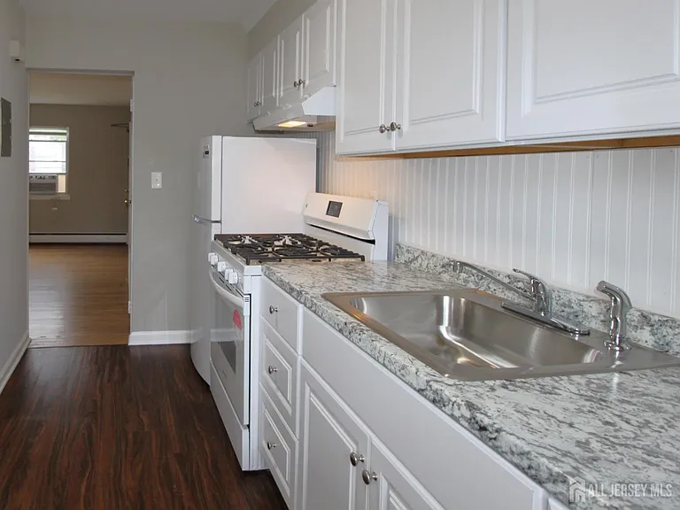 250 Penn Ave #2A — Photo 6