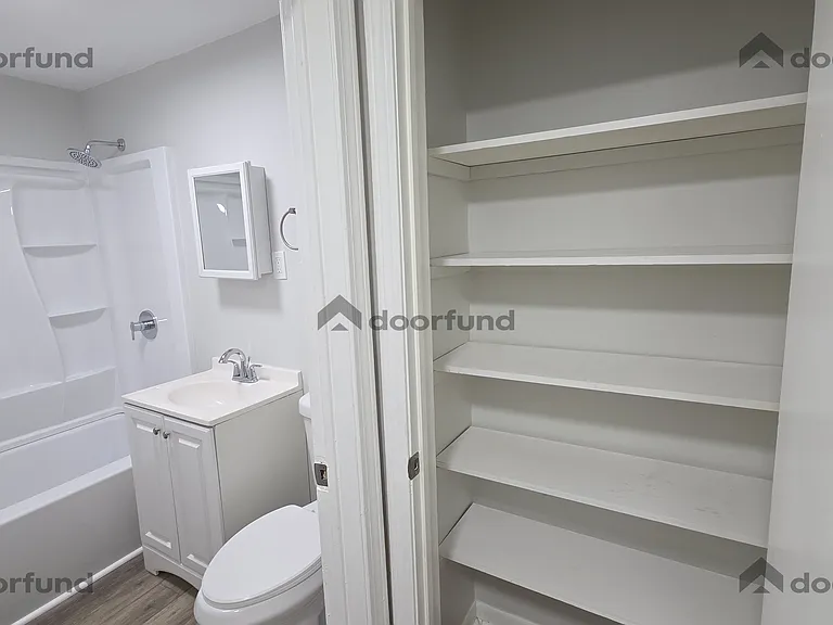 174 Columbus St #4 — Photo 2