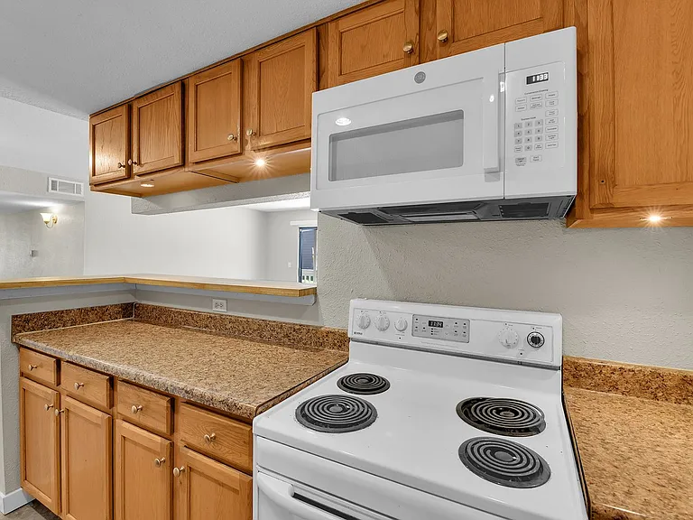 18034 E Ohio Ave #104-A — Photo 3