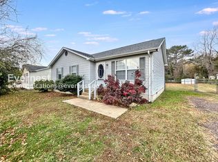 217 Mimosa Ave, Colonial Beach, VA 22443