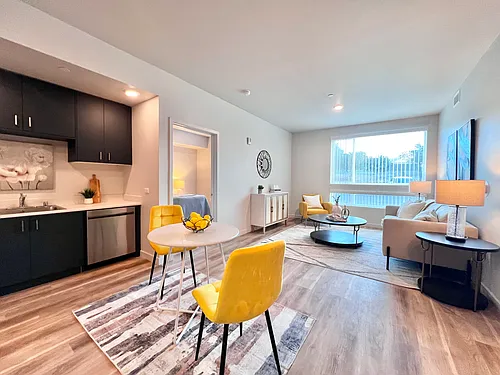 Breton Apartments Photo 1
