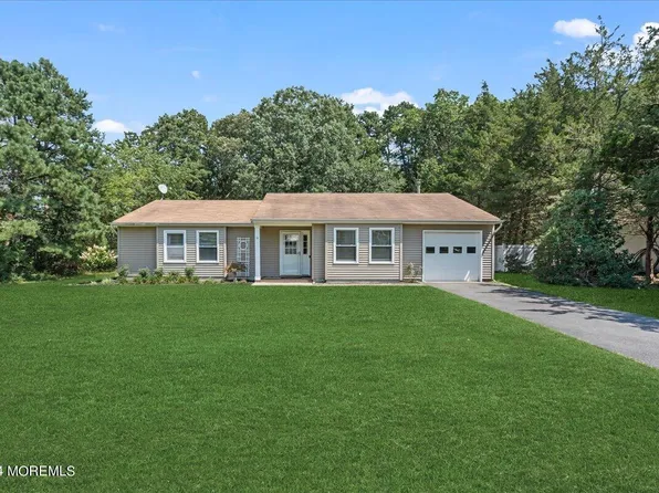 9 Pelican Drive, Bayville, NJ 08721