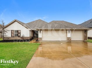 517 Siena Dr, Edmond, OK 73034