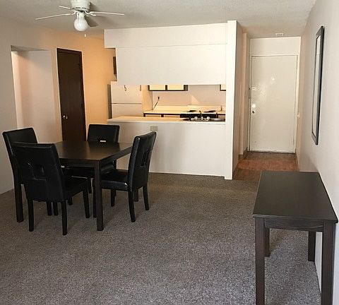 3rd image of 713 S Randolph St #13