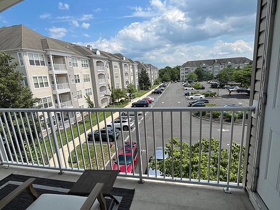 2nd image of 435 Masterson Ct