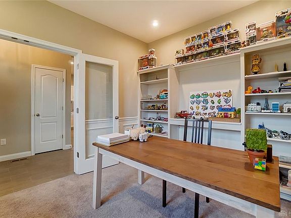 4th image of 1714 Ardennes Oak Dr