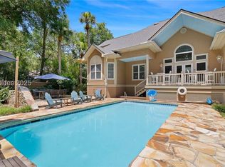 3 Myrtle Ln, Hilton Head Island, SC 29928