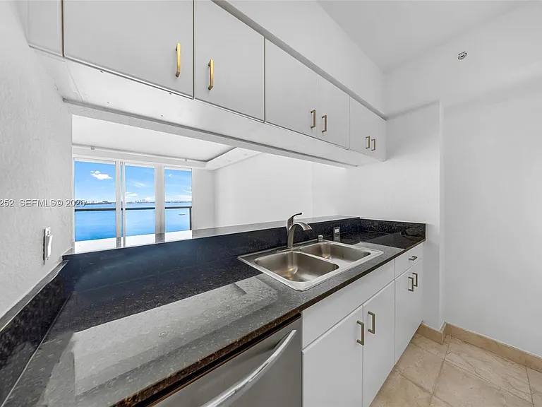 1625 Kennedy Cswy #1004D — Photo 19