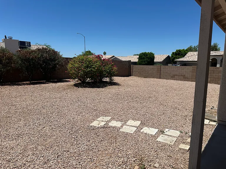 E June St — Photo 23