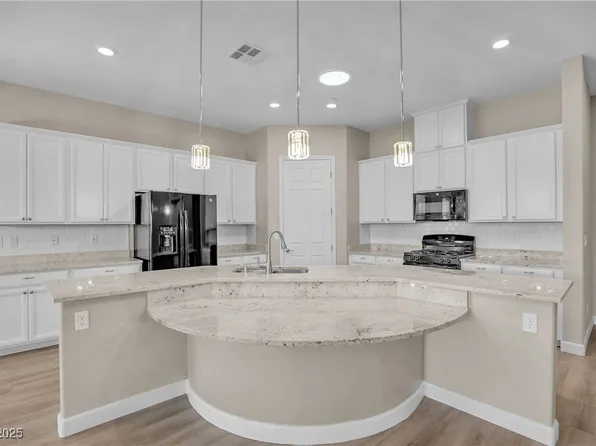 665 Look Lively Ct, Henderson, NV 89011