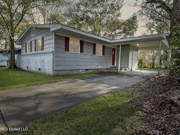 3006 Criswell Ave, Pascagoula, MS 39567