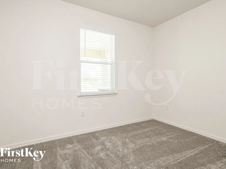 1140 Spokane Point — Photo 12
