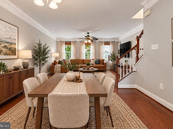 4th image of 37 Meridian Ln
