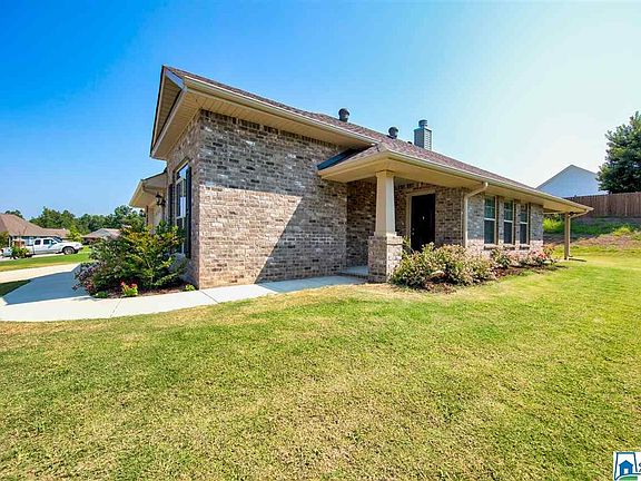 3rd image of 192 Green Wood Cir