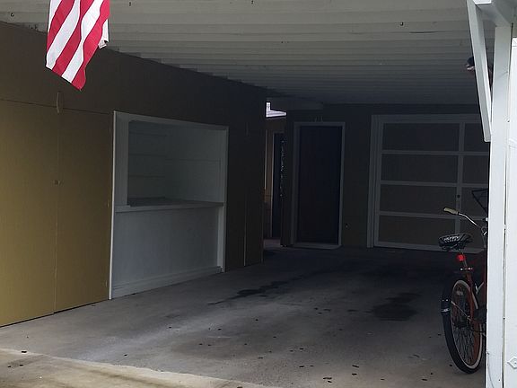 3rd image of 2638 Clark Ave