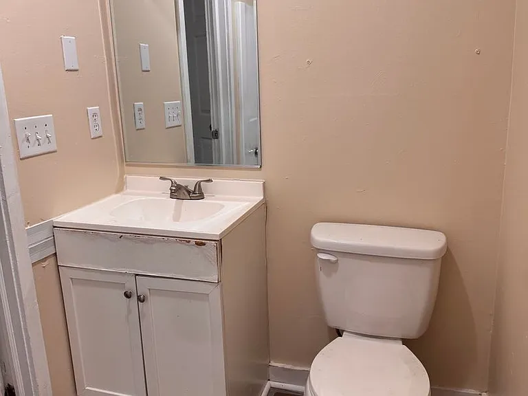 1240 Old Liberty Rd — Photo 24