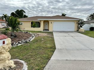 1902 SE 14th St, Cape Coral, FL 33990