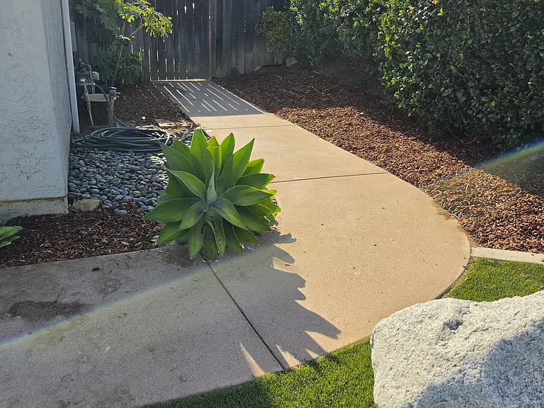 2361 Valley View Pl — Photo 11