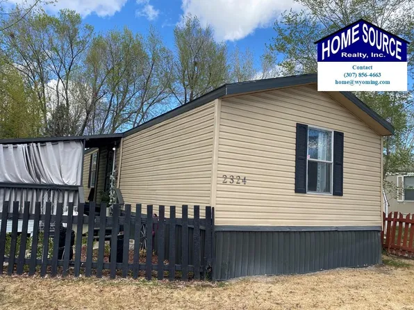 2324 Diamond Dr, Riverton, WY 82501