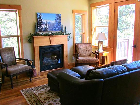 4th image of 240 Carroll Ln