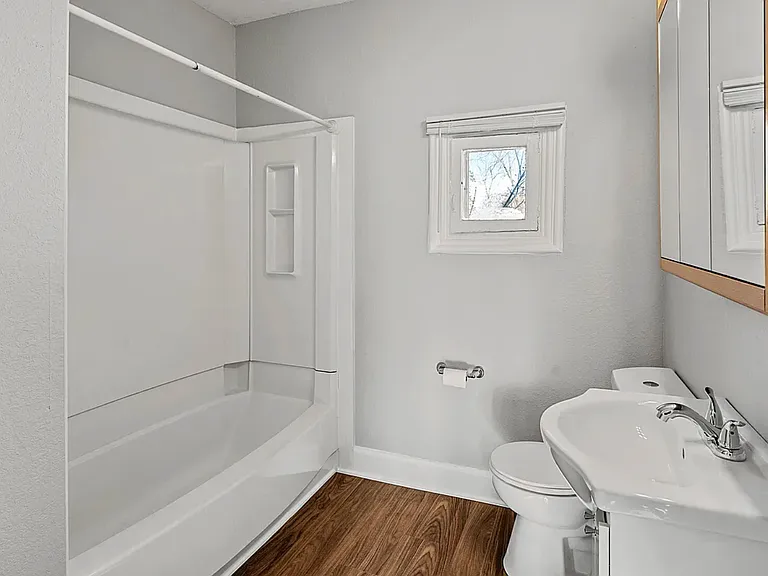 861 Marion St #2 — Photo 9