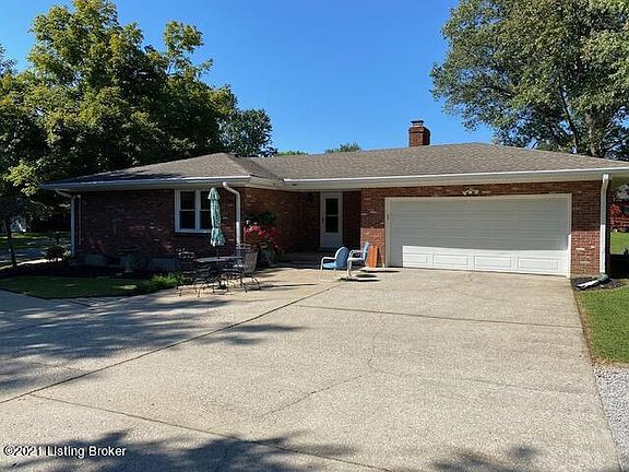 3rd image of 7806 Whitfield Dr