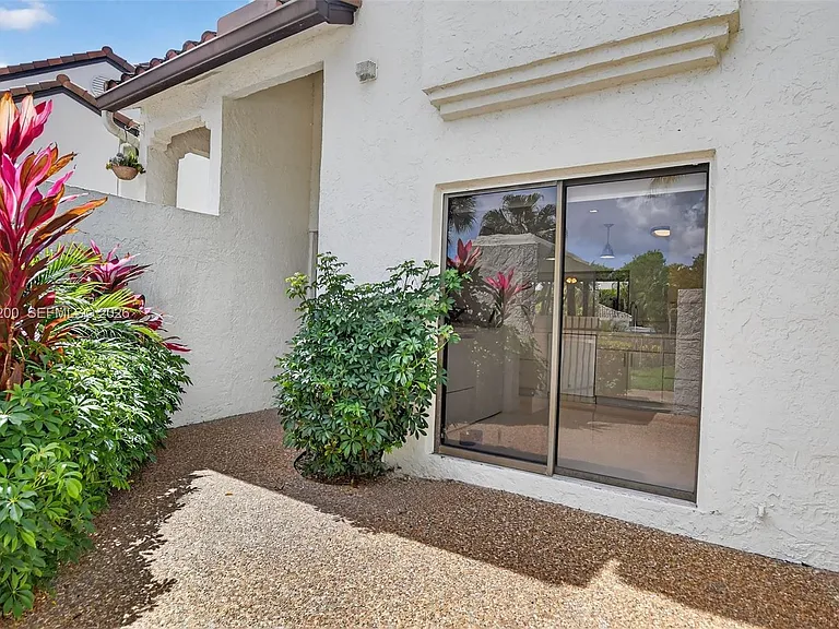 7906 Granada Pl #1201 — Photo 4