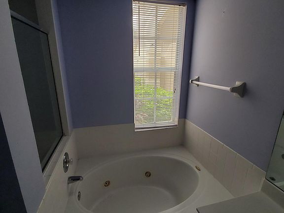 3rd image of 25204 Pelican Creek Cir APT 103