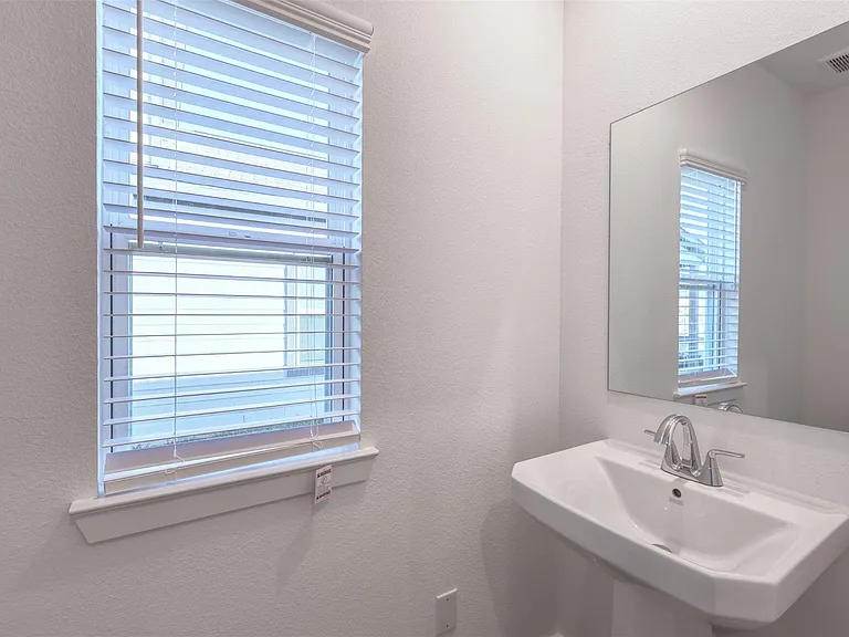 3918 Windy Whisper Dr — Photo 5