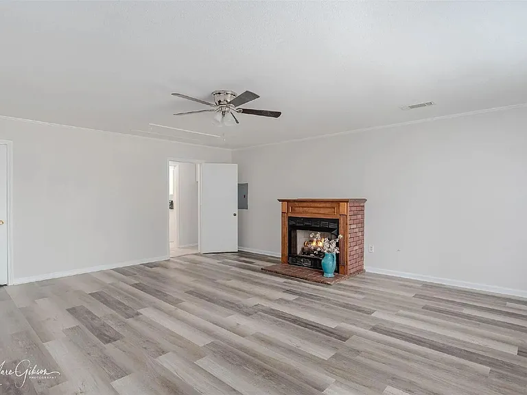 2211 General York Cir — Photo 14