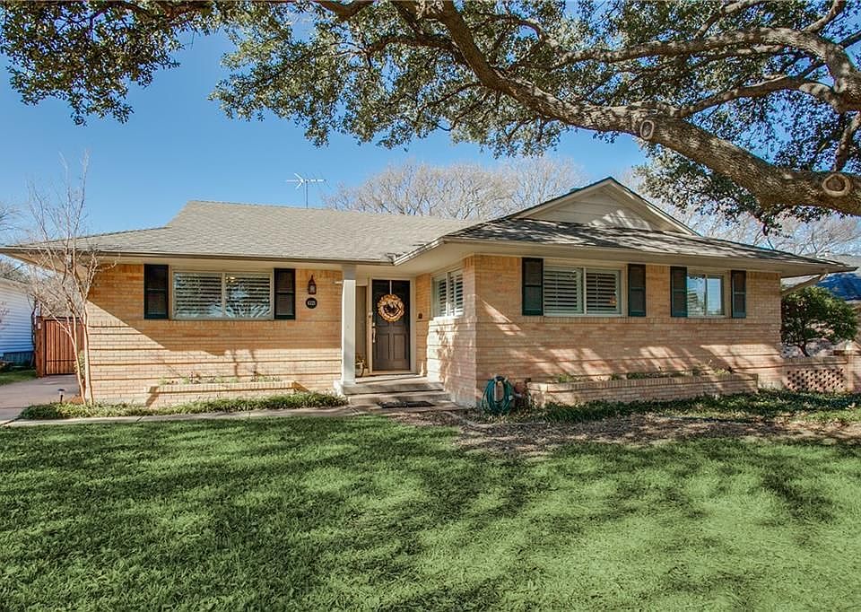 2nd image of 6321 Lange Cir