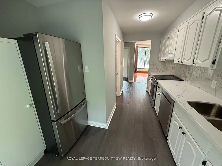 29 Winchester St #3 — Photo 5