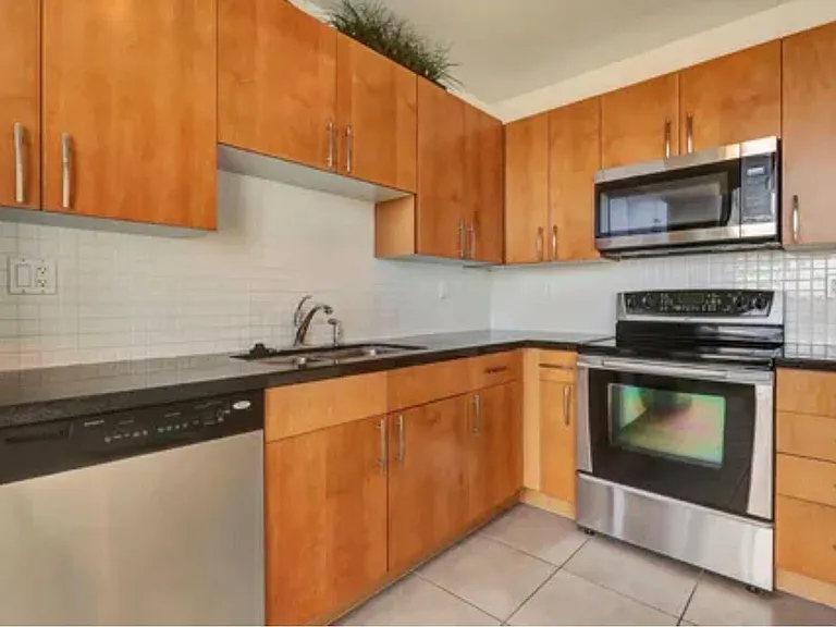 300 S Australian Ave #1202 — Photo 12