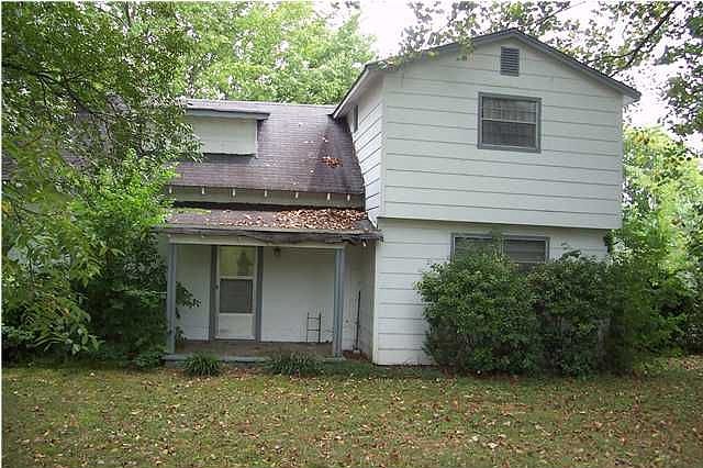1st image of 6806 Greenway Dr
