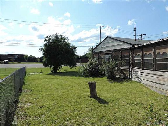 5th image of 97 Harris Ct