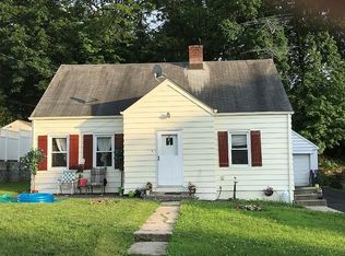 12 Beaver Hill Rd, Elmsford, NY 10523