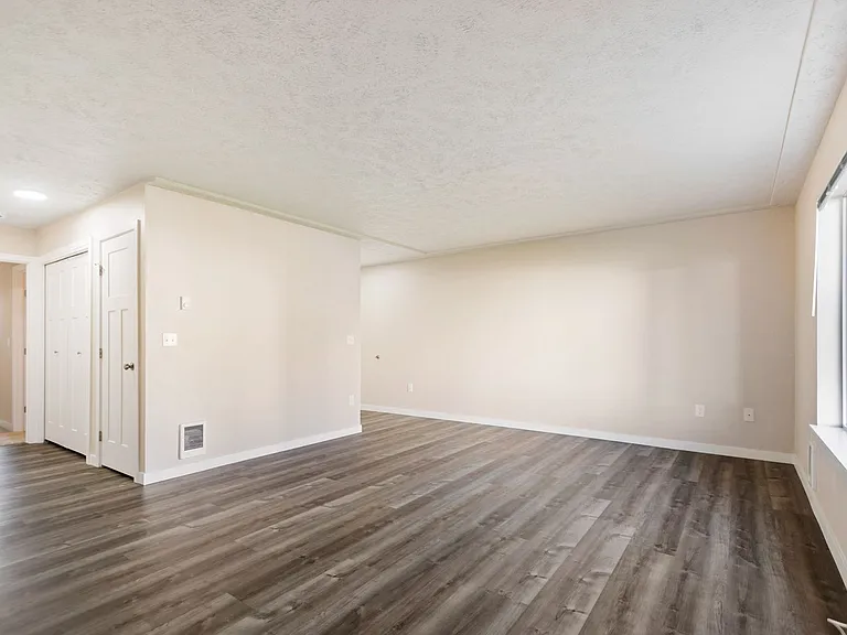 10008 N Colfax Rd #101-115 — Photo 57