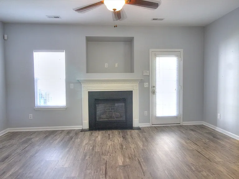 5 Shields Ct — Photo 4