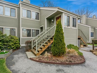 143 Stone Meadow, South Salem, NY, 10590