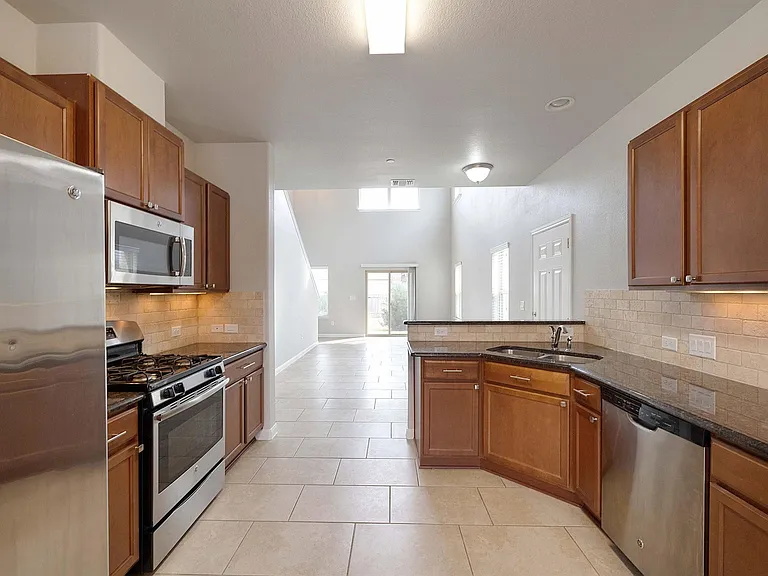 1620 Bryant Dr #2104-1 — Photo 5