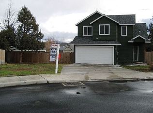 1560 SW 22nd Pl, Redmond, OR 97756