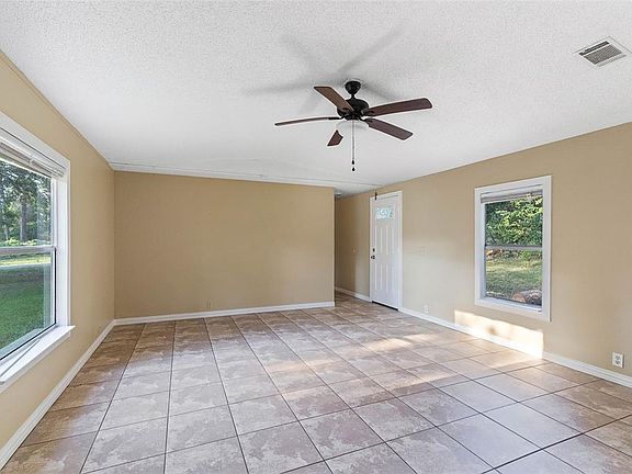 4th image of 14702 Scarlet Oak Dr