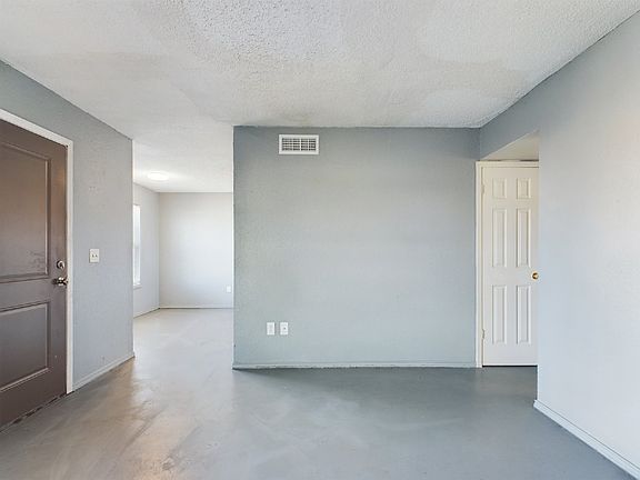4th image of 1612 9th St Unit A
