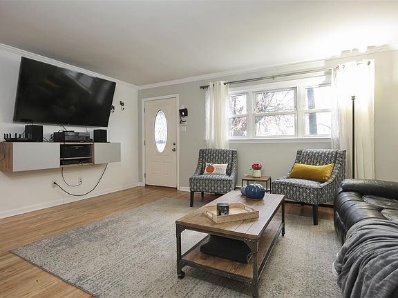 2nd image of 268 Clendenny Ave