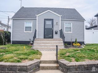 636 Lee St, Perth Amboy, NJ 08861