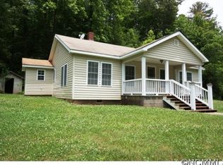 26 Aiken Rd, Rosman, NC 28772